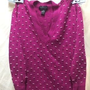 CLASSIQUES JEWELED SWEATER TOP